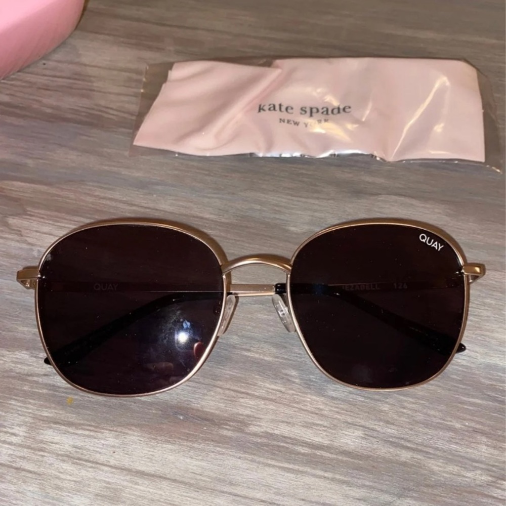 Quay Jezabell Polarized Sunglasses